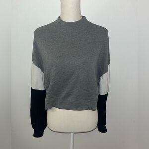 Hollister Grey cropped sweater. Size Small.
